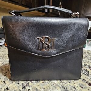 Badgley Mischka Black Saffiano Leather Crossbody Bag Gun Metal BM Logo Purse